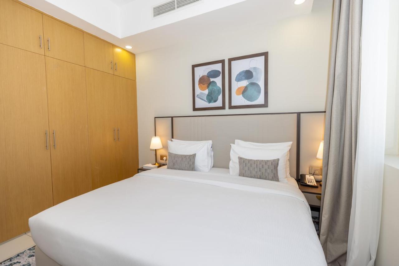 Platinum Coast Hotel Apartments Fudżajra Zewnętrze zdjęcie A bedroom at the hotel